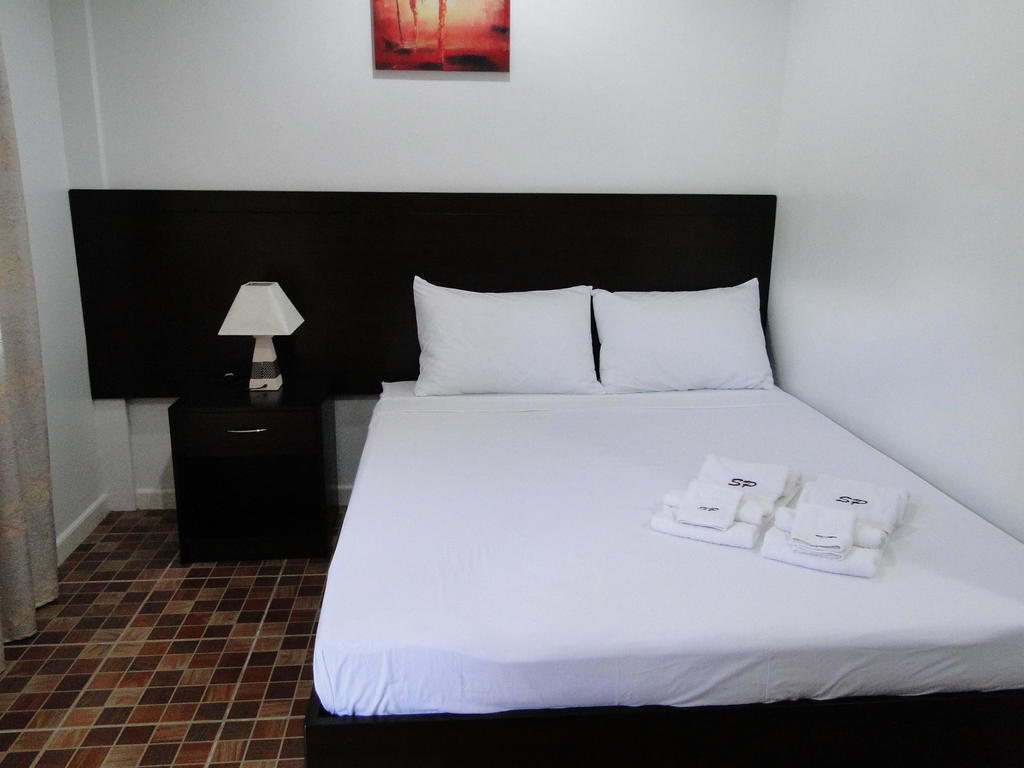 Susan'S Place Bed And Breakfast Puerto Princesa Chambre photo